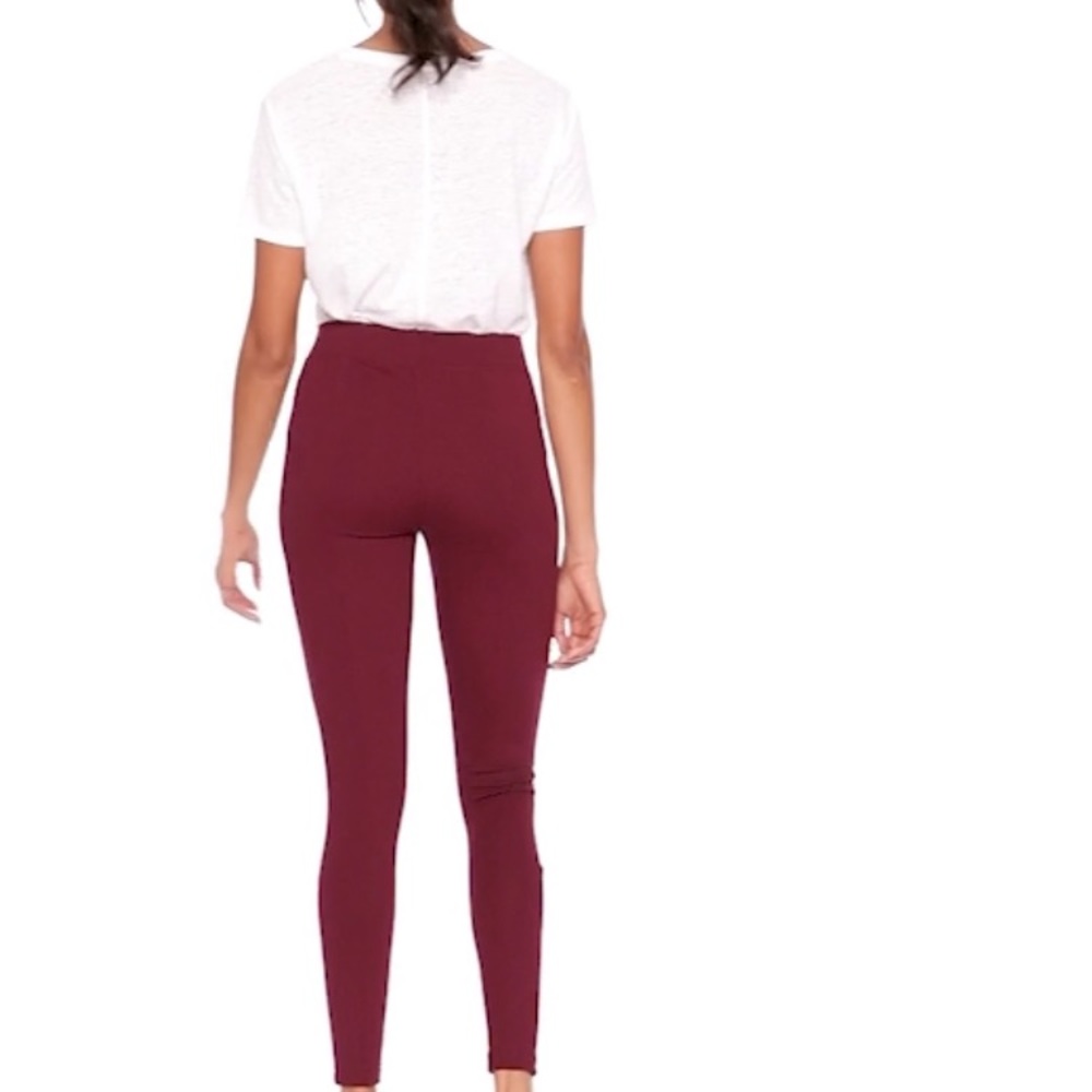 Maroon gap pointe knit leggings with double zipper
